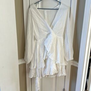 Light white long sleeve dress